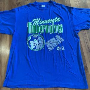 Men’s VINTAGE 1991 NBA Minnesota Timberwolves t-shirt.